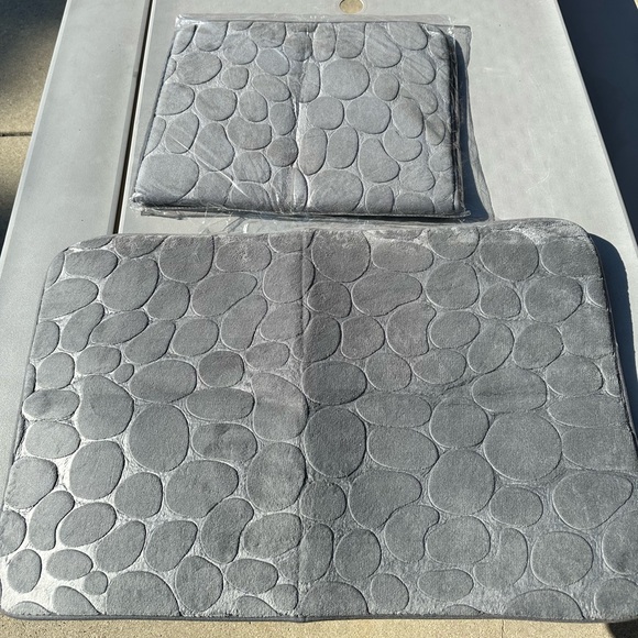 Set of 2 bath mats gray - Picture 1 of 3